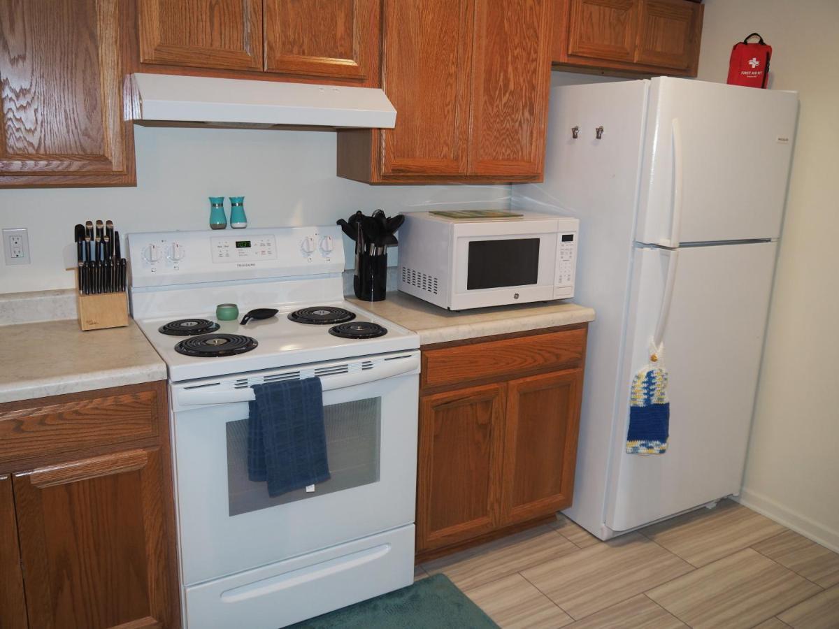 New! The Blessing - A Cute And Cozy Apartment! Benzonia Екстер'єр фото