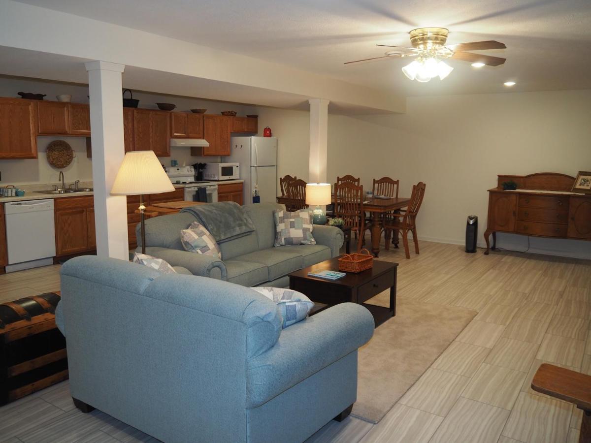New! The Blessing - A Cute And Cozy Apartment! Benzonia Екстер'єр фото