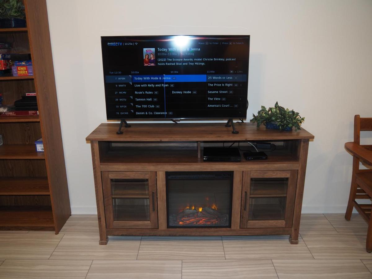 New! The Blessing - A Cute And Cozy Apartment! Benzonia Екстер'єр фото