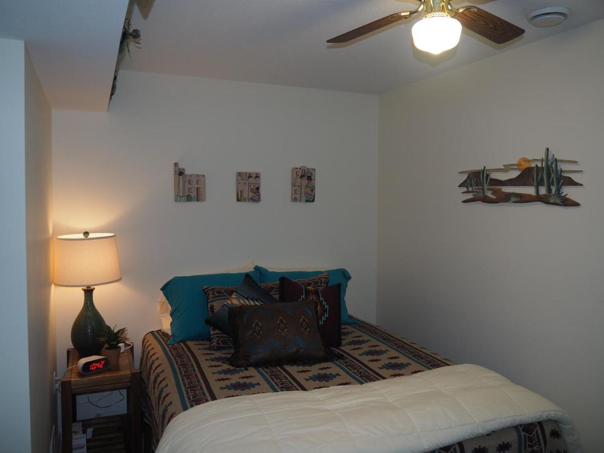 New! The Blessing - A Cute And Cozy Apartment! Benzonia Екстер'єр фото